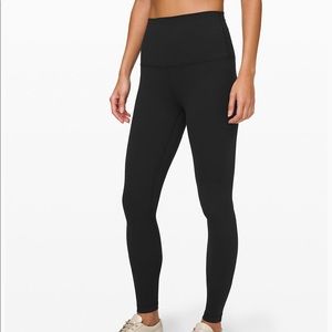 black lululemon highrise align ll leggings